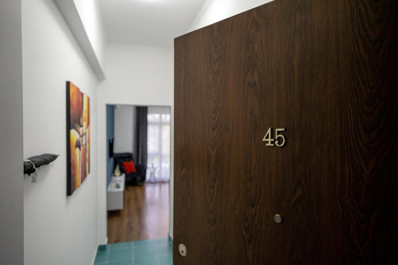 Metropole Apartments Studio City Bukarest Exterior foto
